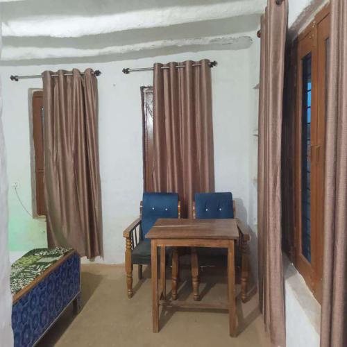 Bagwan Homestay, Godaha